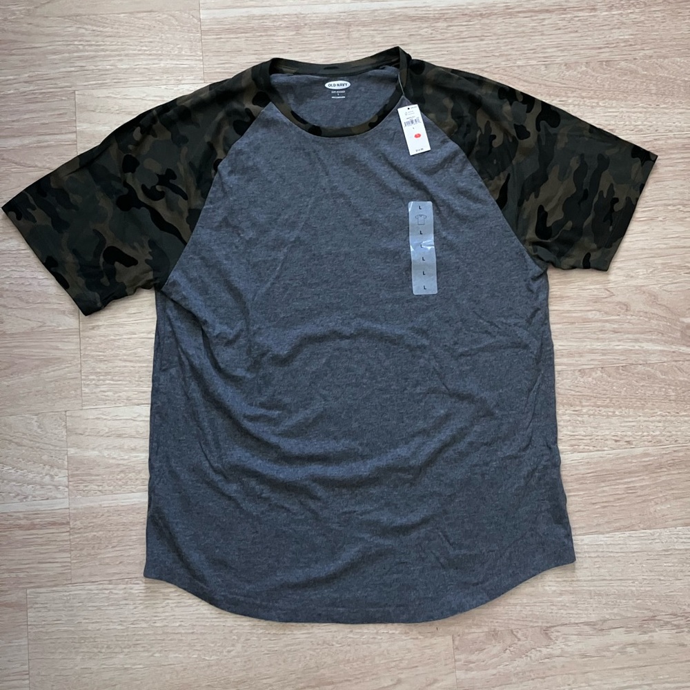 Old Navy Camo & Gray T-Shirt